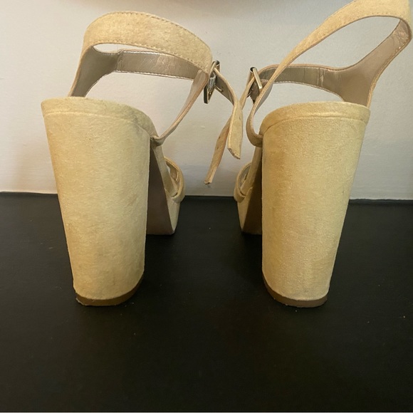 Anne Klein platform block heel sandal - Picture 3 of 5
